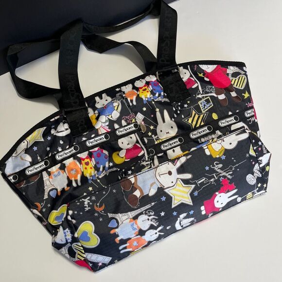 Pro Sport Traveling Bunny‎ Character Expandable Travel Bag, Pro Sport Womens 440 - Picture 13 of 15